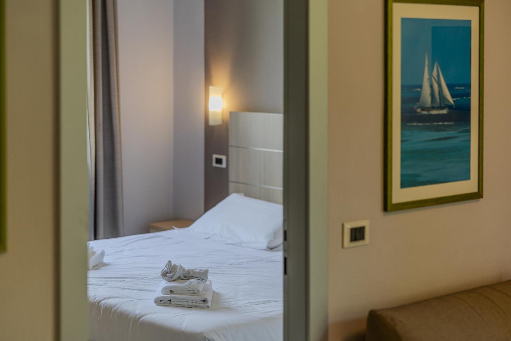 เรสซิเดนซ์ ซาน มิเกเล Aparthotel กอสเตร์มาโน ภายนอก รูปภาพ