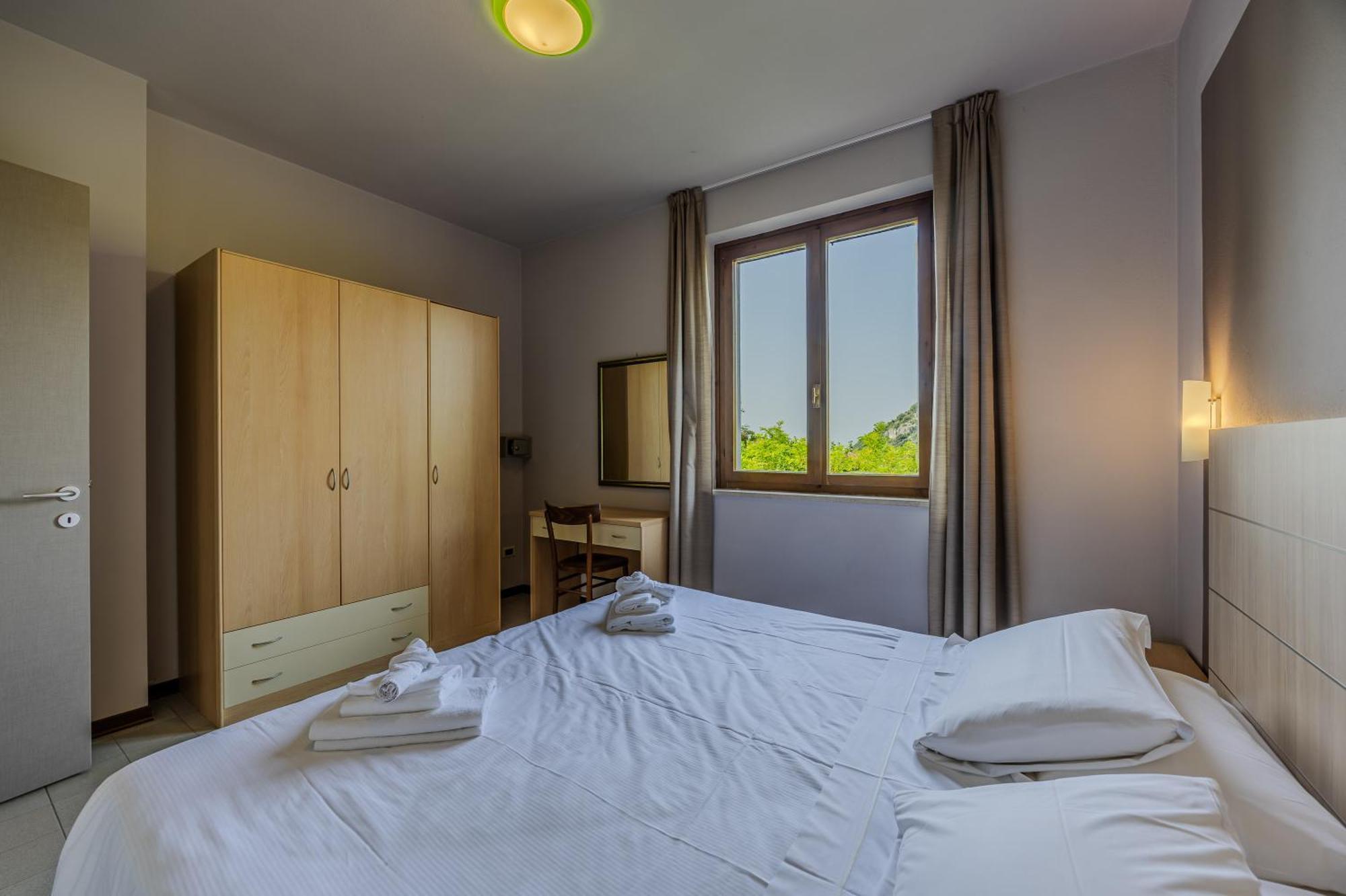 เรสซิเดนซ์ ซาน มิเกเล Aparthotel กอสเตร์มาโน ภายนอก รูปภาพ